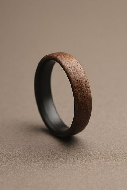 Holzring Meranti & Carbon – handgefertigt, leicht & langlebig