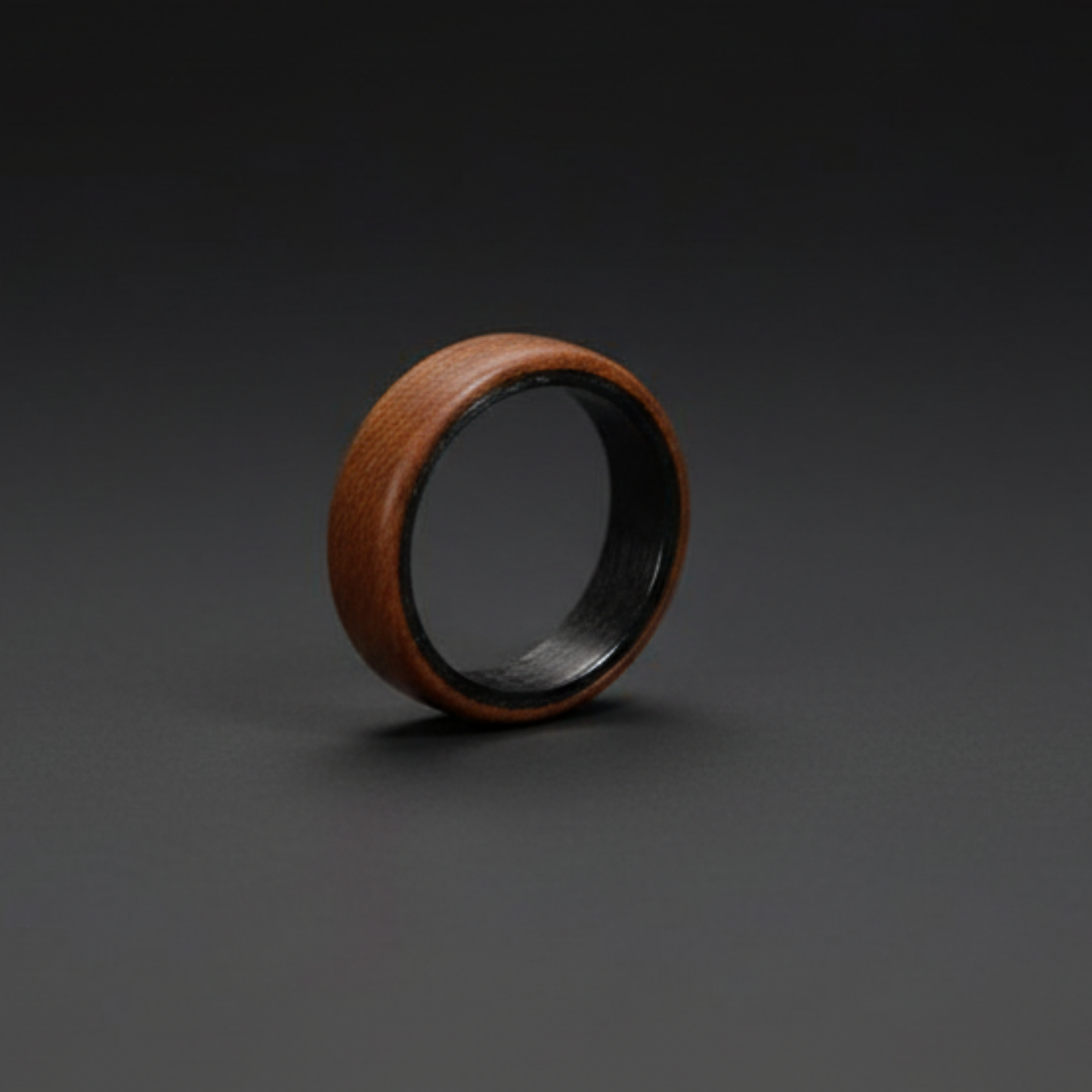 Holzring Robinie & Carbon – handgefertigt, leicht & langlebig