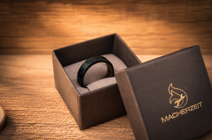 Fusionsring Carbon x Nussbaumholz - individuell handgefertigt