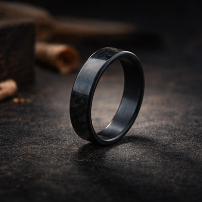 Hochwertiger Carbonring – extrem leicht, stabil und perfekt zu tragen